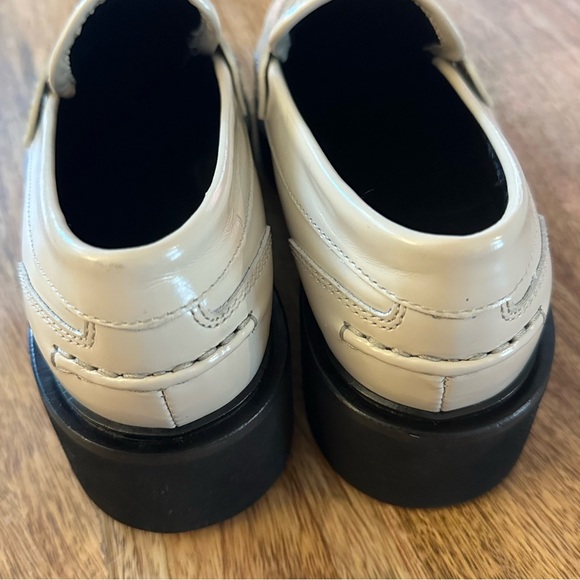 Aquatalia Maura Abrasivato Loafer in Ivory Size 6.5 - Picture 6 of 9